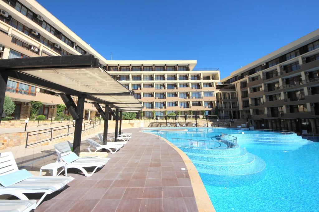 Menada Luxor Apartments Sweti Wlas Exterior foto