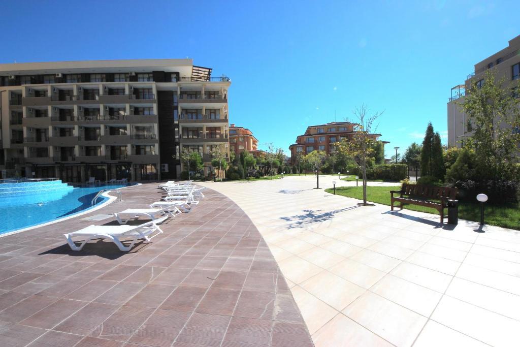 Menada Luxor Apartments Sweti Wlas Exterior foto