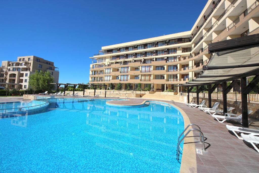 Menada Luxor Apartments Sweti Wlas Exterior foto